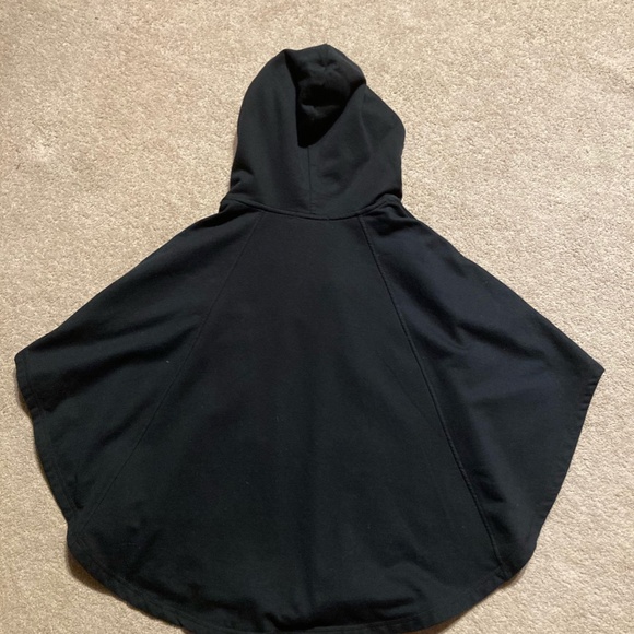 NWOT Threads 4 Thought Amalfi Poncho - Picture 3 of 6